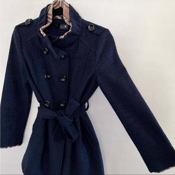 Women’s Navy Blue Peacoat - Picture 4 of 10